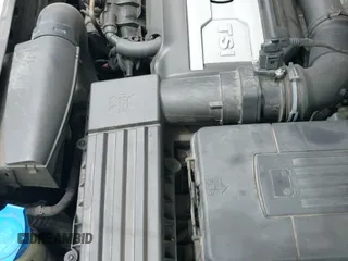 ✅ 2013 Volkswagen Tiguan S • VIN: WVGAV3AX3DW570348 • Lot: 42814756. Wystawiony na IAAI z przebiegiem 89 020 mil. Bezpłatny archiwum sprzedaży aukcyjnych z USA i szczegółowy raport historii pojazdu na DreamBid. Zdjęcie 12.