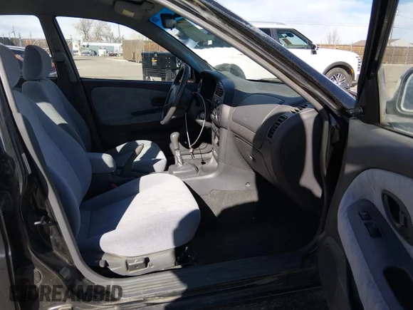 ✅ 2000 Mitsubishi Mirage DE • VIN: JA3AY26C9YU050585 • Lot: 44401166. Wystawiony na IAAI z przebiegiem 123 781 mil. Bezpłatny archiwum sprzedaży aukcyjnych z USA i szczegółowy raport historii pojazdu na DreamBid. Zdjęcie 5.