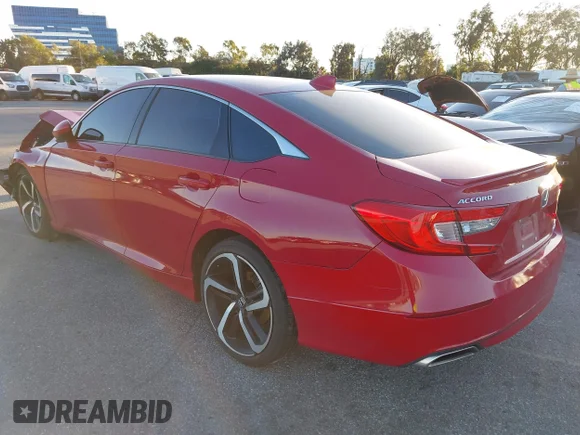 ✅ 2018 Honda Accord Sport • VIN: 1HGCV2F39JA014262 • Lot: 43911820. Wystawiony na IAAI z przebiegiem 135 939 mil. Bezpłatny archiwum sprzedaży aukcyjnych z USA i szczegółowy raport historii pojazdu na DreamBid. Zdjęcie 3.