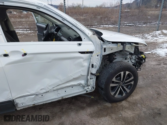 ✅ 2024 Volkswagen Tiguan S • VIN: 3VVFB7AX6RM184591 • Lot: 43854407. Wystawiony na IAAI z przebiegiem 12 667 mil. Bezpłatny archiwum sprzedaży aukcyjnych z USA i szczegółowy raport historii pojazdu na DreamBid. Zdjęcie 6.