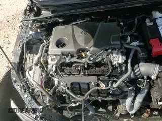 2022 Toyota Camry SE with VIN 4T1G11BKXNU063960, listed as a Copart auction lot 70177795 with 10,556 mi miles and Salvage title. Bid and sale history available at DreamBid. Image 14.