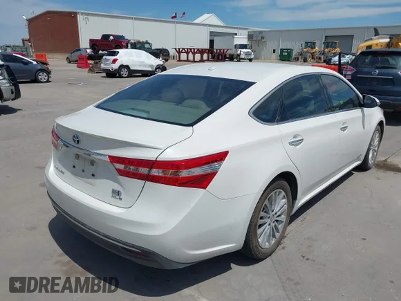✅ 2014 Toyota Avalon XLE Touring • VIN: 4T1BD1EB6EU035067 • Lot: 44911914. Wystawiony na IAAI z przebiegiem 154 926 mil. Bezpłatny archiwum sprzedaży aukcyjnych z USA i szczegółowy raport historii pojazdu na DreamBid. Zdjęcie 4.