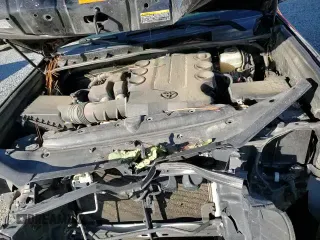 ✅ 2019 Toyota 4Runner TRD Off Road Premium • VIN: JTEBU5JR5K5662469 • Lot: 90628275. Listed on Copart with 142,122 mi. Free auction sales archive from the USA and detailed vehicle history report at DreamBid. Image 14.