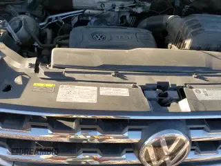 ✅ 2019 Volkswagen Atlas SE • VIN: 1V2DP2CA0KC590780 • Lot: 43268975. Wystawiony na Copart z przebiegiem 74 128 mil. Bezpłatny archiwum sprzedaży aukcyjnych z USA i szczegółowy raport historii pojazdu na DreamBid. Zdjęcie 16.