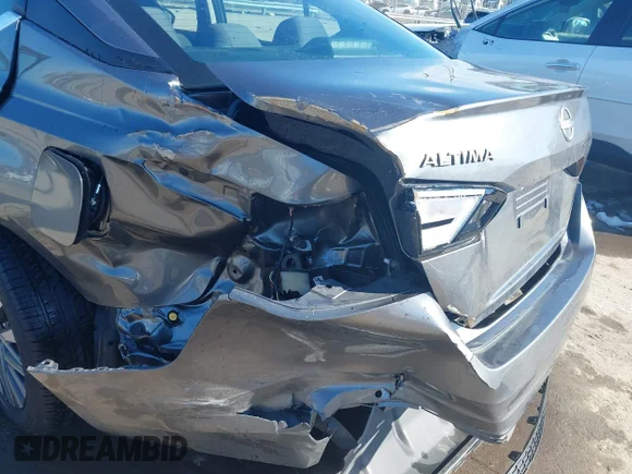 ✅ 2023 Nissan Altima SV • VIN: 1N4BL4DV9PN378382 • Lot: 44239750. Wystawiony na IAAI z przebiegiem 60 592 mil. Bezpłatny archiwum sprzedaży aukcyjnych z USA i szczegółowy raport historii pojazdu na DreamBid. Zdjęcie 6.