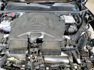 ✅ 2024 Porsche Cayenne • VIN: WP1AA2AY3RDA11628 • Lot: 81116065. Listed on Copart with 17,154 mi. Free auction sales archive from the USA and detailed vehicle history report at DreamBid. Image 14.