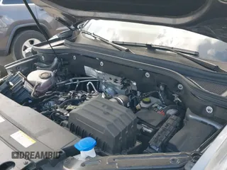 ✅ 2025 Volkswagen Atlas SE • VIN: 1V2WR2CAXSC509366 • Lot: 42799153. Listed on IAAI with 14,714 mi. Free auction sales archive from the USA and detailed vehicle history report at DreamBid. Image 21.