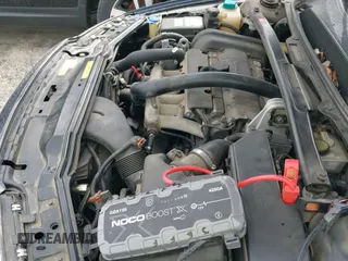 ✅ 2004 Volvo S80 • VIN: YV1TS59H841375917 • Lot: 41651328. Listed on IAAI with 92,147 mi. Free auction sales archive from the USA and detailed vehicle history report at DreamBid. Image 19.