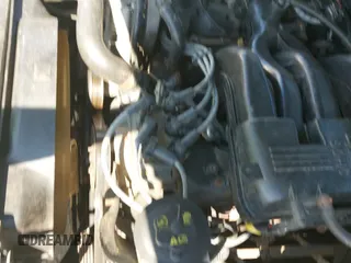 ✅ 2004 Ford Explorer XLT • VIN: 1FMZU73K54UB22090 • Lot: 43125143. Wystawiony na IAAI z przebiegiem 198 301 mil. Bezpłatny archiwum sprzedaży aukcyjnych z USA i szczegółowy raport historii pojazdu na DreamBid. Zdjęcie 13.