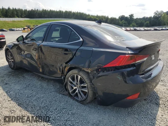 ✅ 2018 Lexus IS 300 • VIN: JTHBA1D24J5063967 • Лот: 59616454. Опубликован ранее на Copart с пробегом 69 488 миль. Бесплатный доступ к архиву аукционных продаж из США и подробный отчёт об истории автомобиля на DreamBid. Изображение 2.