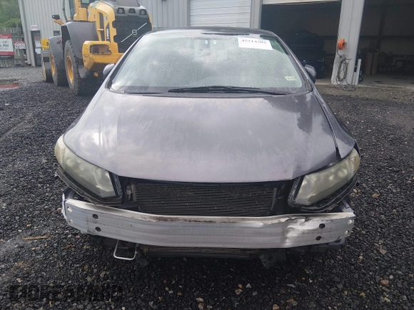 ✅ 2014 Honda Civic LX • VIN: 19XFB2F52EE084596 • Lot: 45214302. Wystawiony na IAAI z przebiegiem 173 821 mil. Bezpłatny archiwum sprzedaży aukcyjnych z USA i szczegółowy raport historii pojazdu na DreamBid. Zdjęcie 6.