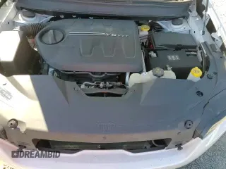 ✅ 2022 Jeep Cherokee Latitude Lux • VIN: 1C4PJLMX8ND519785 • Lot: 82489845. Listed on Copart with 9,909 mi. Free auction sales archive from the USA and detailed vehicle history report at DreamBid. Image 15.