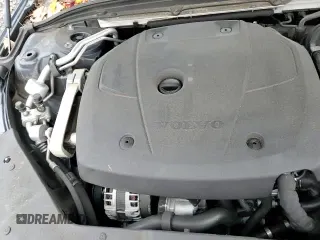 ✅ 2019 Volvo S60 Inscription • VIN: 7JRA22TLXKG017349 • Lot: 93190205. Listed on Copart with 99,882 mi. Free auction sales archive from the USA and detailed vehicle history report at DreamBid. Image 13.