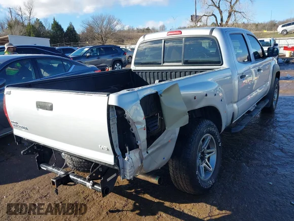 ✅ 2013 Toyota Tacoma • VIN: 5TFMU4FN3DX011605 • Лот: 44011251. Опубліковано раніше на IAAI з пробігом 90 602 миль. Безкоштовний доступ до архіву аукціонних продажів зі США та докладний звіт про історію автомобіля на DreamBid. Зображення 4.