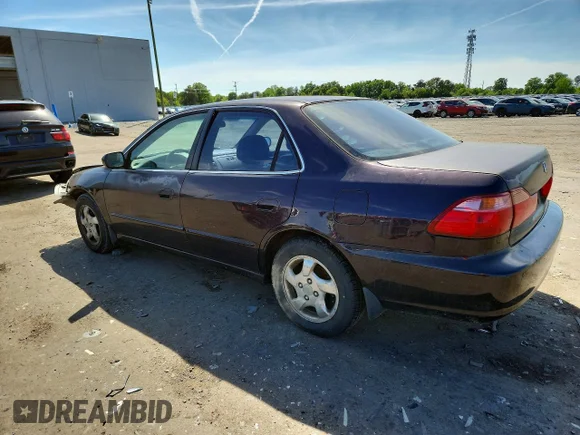 ✅ 1998 Honda Accord EX • VIN: 1HGCG5553WA100401 • Lot: 50267986. Wystawiony na Copart z przebiegiem 236 556 mil. Bezpłatny archiwum sprzedaży aukcyjnych z USA i szczegółowy raport historii pojazdu na DreamBid. Zdjęcie 2.