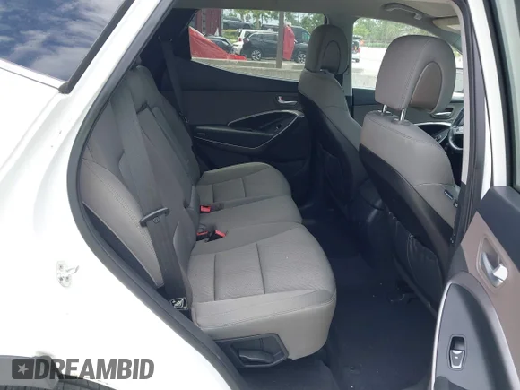 ✅ 2014 Hyundai Santa Fe • VIN: 5XYZU3LB5EG215207 • Lot: 45302345. Wystawiony na IAAI z przebiegiem 128 898 mil. Bezpłatny archiwum sprzedaży aukcyjnych z USA i szczegółowy raport historii pojazdu na DreamBid. Zdjęcie 8.