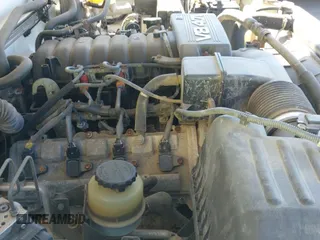 ✅ 2005 Toyota Tundra • VIN: 5TBKT42175S469693 • Lot: 40407246. Listed on IAAI with 119,728 mi. Free auction sales archive from the USA and detailed vehicle history report at DreamBid. Image 19.