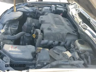 ✅ 2001 Lexus GS 300 • VIN: JT8BD69SX10126385 • Лот: 42809423. Опубликован ранее на IAAI с пробегом 169 927 миль. Бесплатный доступ к архиву аукционных продаж из США и подробный отчёт об истории автомобиля на DreamBid. Изображение 19.