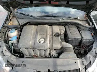 ✅ 2010 Volkswagen Golf • VIN: WVWDB7AJXAW375775 • Lot: 83495494. Listed on Copart with 158,594 mi. Free auction sales archive from the USA and detailed vehicle history report at DreamBid. Image 13.