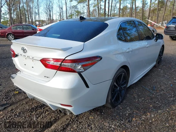 ✅ 2019 Toyota Camry XSE • VIN: 4T1BZ1HK2KU509606 • Lot: 44145492. Wystawiony na IAAI z przebiegiem 72 060 mil. Bezpłatny archiwum sprzedaży aukcyjnych z USA i szczegółowy raport historii pojazdu na DreamBid. Zdjęcie 4.
