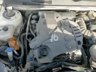 ✅ 2007 Kia Optima EX • VIN: KNAGE124475134560 • Лот: 85564384. Опубликован ранее на Copart с пробегом 106 233 миль. Бесплатный доступ к архиву аукционных продаж из США и подробный отчёт об истории автомобиля на DreamBid. Изображение 16.