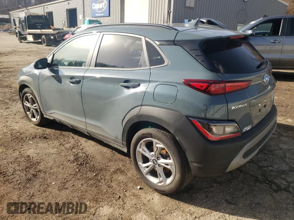 ✅ 2022 Hyundai Kona SEL • VIN: KM8K3CAB6NU788876 • Lot: 42305193. Wystawiony na Copart z przebiegiem 5 497 mil. Bezpłatny archiwum sprzedaży aukcyjnych z USA i szczegółowy raport historii pojazdu na DreamBid. Zdjęcie 2.