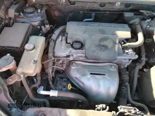 ✅ 2018 Toyota RAV4 LE • VIN: JTMBFREV9JJ252423 • Lot: 92924785. Wystawiony na Copart z przebiegiem 49 535 mil. Bezpłatny archiwum sprzedaży aukcyjnych z USA i szczegółowy raport historii pojazdu na DreamBid. Zdjęcie 15.