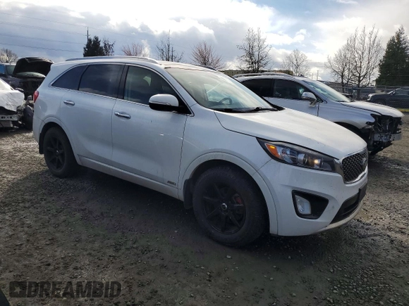 ✅ 2017 Kia Sorento SX • VIN: 5XYPKDA5XHG321737 • Lot: 79685235. Wystawiony na Copart z przebiegiem 120 887 mil. Bezpłatny archiwum sprzedaży aukcyjnych z USA i szczegółowy raport historii pojazdu na DreamBid. Zdjęcie 4.