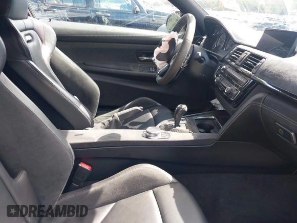 ✅ 2020 BMW M4 CS • VIN: WBS3S7C08LFH07792 • Lot: 43115197. Wystawiony na IAAI z przebiegiem 34 791 mil. Bezpłatny archiwum sprzedaży aukcyjnych z USA i szczegółowy raport historii pojazdu na DreamBid. Zdjęcie 5.