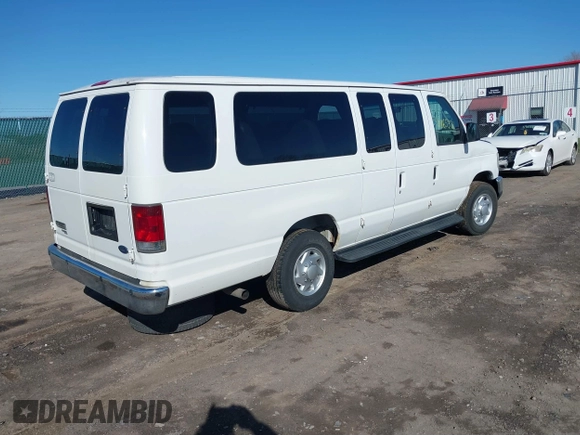 ✅ 2008 Ford Econoline Passenger XL • VIN: 1FDSS31L08DB33919 • Lot: 41865371. Wystawiony na IAAI z przebiegiem 264 755 mil. Bezpłatny archiwum sprzedaży aukcyjnych z USA i szczegółowy raport historii pojazdu na DreamBid. Zdjęcie 4.