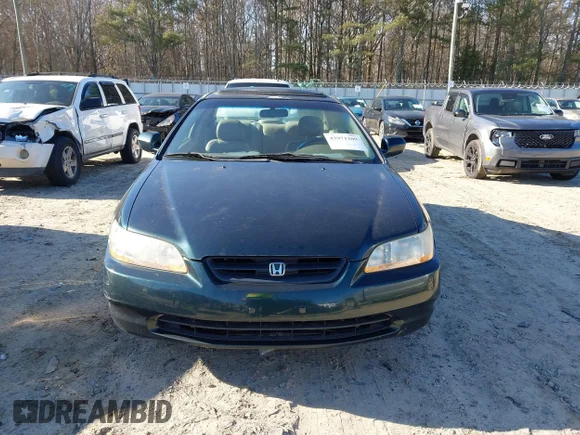 ✅ 1999 Honda Accord EX • VIN: 1HGCG3157XA021258 • Lot: 43971209. Wystawiony na IAAI z przebiegiem 245 662 mil. Bezpłatny archiwum sprzedaży aukcyjnych z USA i szczegółowy raport historii pojazdu na DreamBid. Zdjęcie 6.
