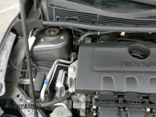 ✅ 2019 Nissan Sentra SR • VIN: 3N1AB7AP0KY352381 • Lot: 82758575. Wystawiony na Copart z przebiegiem 103 626 mil. Bezpłatny archiwum sprzedaży aukcyjnych z USA i szczegółowy raport historii pojazdu na DreamBid. Zdjęcie 15.