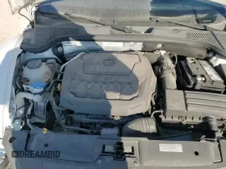 ✅ 2019 Volkswagen Beetle S • VIN: 3VWFD7ATXKM716191 • Лот: 86524665. Опубликован ранее на Copart с пробегом 16 396 миль. Бесплатный доступ к архиву аукционных продаж из США и подробный отчёт об истории автомобиля на DreamBid. Изображение 17.