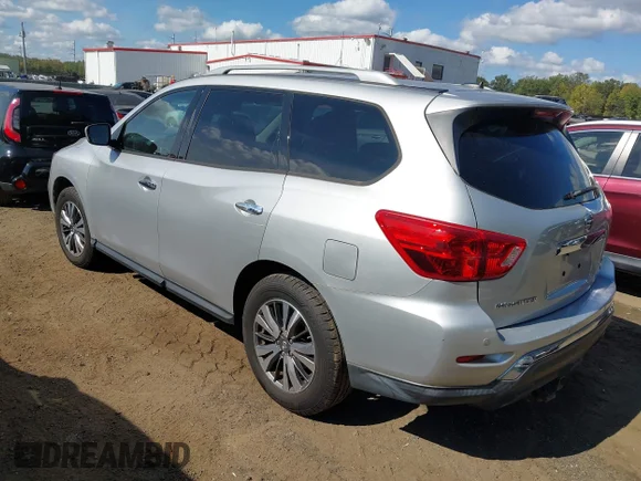 ✅ 2017 Nissan Pathfinder SL • VIN: 5N1DR2MM5HC624625 • Lot: 43146574. Listed on IAAI with 124,555 mi. Free auction sales archive from the USA and detailed vehicle history report at DreamBid. Image 3.