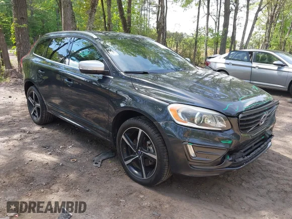 ✅ 2014 Volvo XC60 R-Design Premier Plus • VIN: YV4902DZ4E2555246 • Lot: 42120389. Wystawiony na IAAI z przebiegiem 97 993 mil. Bezpłatny archiwum sprzedaży aukcyjnych z USA i szczegółowy raport historii pojazdu na DreamBid. Zdjęcie 1.