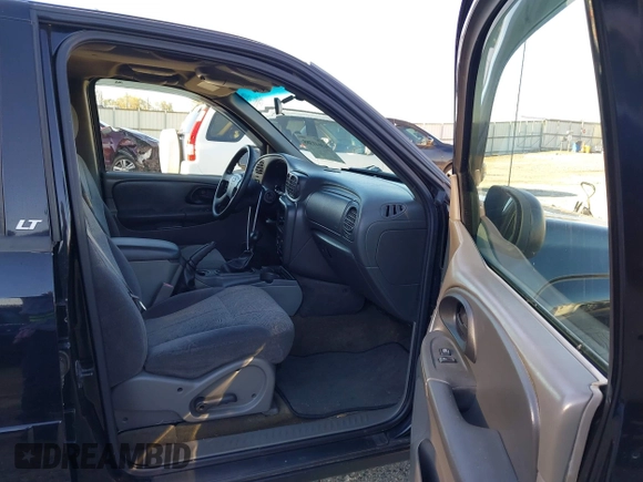 ✅ 2004 Chevrolet TrailBlazer LT • VIN: 1GNDS13S142137626 • Лот: 43611385. Опубликован ранее на IAAI с пробегом 235 734 миль. Бесплатный доступ к архиву аукционных продаж из США и подробный отчёт об истории автомобиля на DreamBid. Изображение 5.