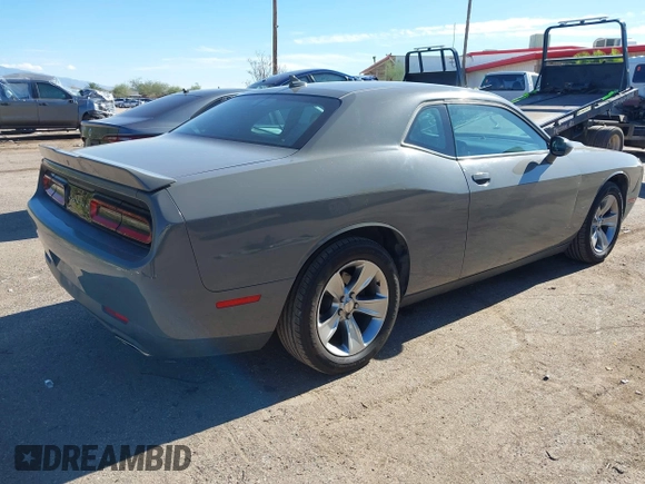 ✅ 2018 Dodge Challenger SXT • VIN: 2C3CDZAG9JH310831 • Lot: 43821401. Wystawiony na IAAI z przebiegiem 62 361 mil. Bezpłatny archiwum sprzedaży aukcyjnych z USA i szczegółowy raport historii pojazdu na DreamBid. Zdjęcie 4.