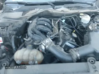 ✅ 2017 Ford Mustang V6 • VIN: 1FA6P8AM4H5266535 • Lot: 43021985. Wystawiony na IAAI z przebiegiem 93 969 mil. Bezpłatny archiwum sprzedaży aukcyjnych z USA i szczegółowy raport historii pojazdu na DreamBid. Zdjęcie 19.