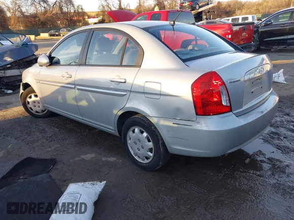 ✅ 2009 Hyundai Accent Man GLS • VIN: KMHCN46C49U373194 • Lot: 44106140. Wystawiony na IAAI z przebiegiem 111 136 mil. Bezpłatny archiwum sprzedaży aukcyjnych z USA i szczegółowy raport historii pojazdu na DreamBid. Zdjęcie 3.