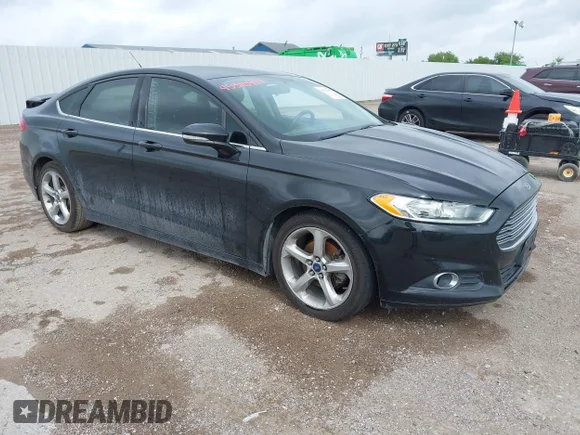 ✅ 2014 Ford Fusion SE • VIN: 1FA6P0H74E5351890 • Lot: 45310957. Wystawiony na IAAI z przebiegiem 319 850 mil. Bezpłatny archiwum sprzedaży aukcyjnych z USA i szczegółowy raport historii pojazdu na DreamBid. Zdjęcie 1.