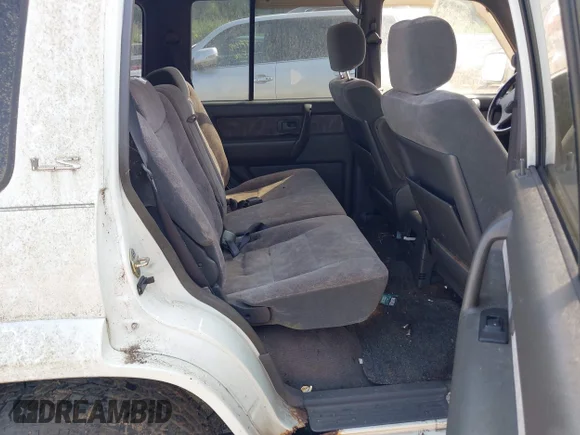 ✅ 2001 Isuzu Trooper S • VIN: JACDJ58X117J00628 • Lot: 42810469. Wystawiony na IAAI z przebiegiem 104 474 mil. Bezpłatny archiwum sprzedaży aukcyjnych z USA i szczegółowy raport historii pojazdu na DreamBid. Zdjęcie 8.