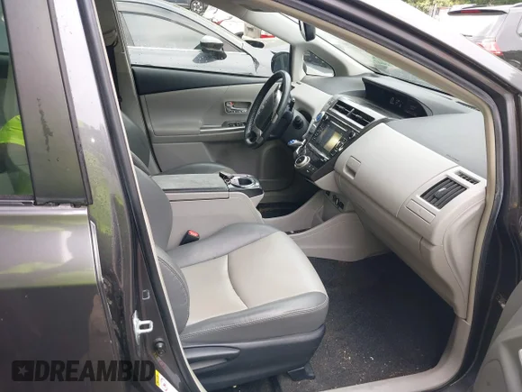 ✅ 2015 Toyota Prius Two • VIN: JTDZN3EU6FJ016826 • Lot: 42662727. Wystawiony na IAAI z przebiegiem 184 491 mil. Bezpłatny archiwum sprzedaży aukcyjnych z USA i szczegółowy raport historii pojazdu na DreamBid. Zdjęcie 5.