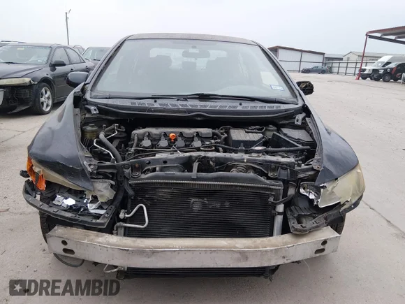 ✅ 2008 Honda Civic LX • VIN: 2HGFA16538H350358 • Lot: 44971387. Wystawiony na IAAI z przebiegiem 287 037 mil. Bezpłatny archiwum sprzedaży aukcyjnych z USA i szczegółowy raport historii pojazdu na DreamBid. Zdjęcie 6.
