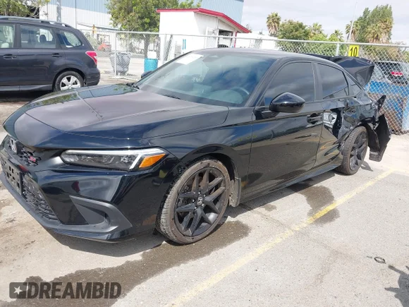 ✅ 2022 Honda Civic Si • VIN: 2HGFE1E54NH477346 • Лот: 45229261. Опубліковано раніше на IAAI з пробігом 63 208 миль. Безкоштовний доступ до архіву аукціонних продажів зі США та докладний звіт про історію автомобіля на DreamBid. Зображення 2.