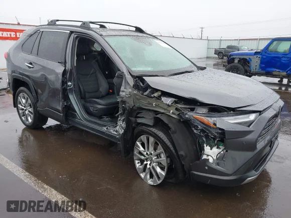 ✅ 2024 Toyota RAV4 Limited • VIN: 2T3N1RFV7RC449664 • Lot: 44421119. Wystawiony na IAAI z przebiegiem 16 140 mil. Bezpłatny archiwum sprzedaży aukcyjnych z USA i szczegółowy raport historii pojazdu na DreamBid. Zdjęcie 1.