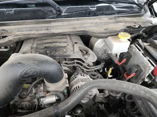 ✅ 2019 Ram 1500 Laramie • VIN: 1C6SRFJT6KN677464 • Lot: 85306355. Listed on Copart with 97,808 mi. Free auction sales archive from the USA and detailed vehicle history report at DreamBid. Image 16.