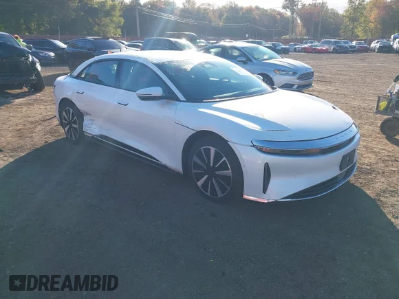 ✅ 2025 Lucid Air Touring • VIN: 50EA1TEA9SA026562 • Lot: 43350477. Listed on IAAI with 4,165 mi. Free auction sales archive from the USA and detailed vehicle history report at DreamBid. Image 1.