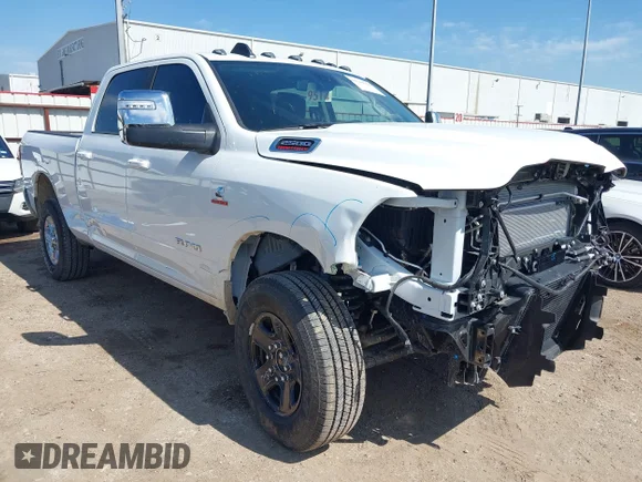 ✅ 2024 Ram 2500 Laramie • VIN: 3C6UR5FL6RG384601 • Лот: 41640560. Опубліковано раніше на IAAI з пробігом 21 330 миль. Безкоштовний доступ до архіву аукціонних продажів зі США та докладний звіт про історію автомобіля на DreamBid. Зображення 1.