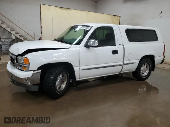 ✅ 1999 GMC Sierra 1500 SLE • VIN: 1GTEC14T4XZ515077 • Lot: 86167865. Listed on Copart with 177,378 mi. Free auction sales archive from the USA and detailed vehicle history report at DreamBid. Image 1.