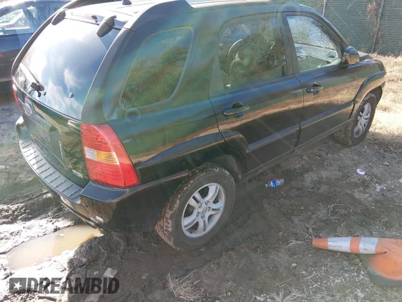 ✅ 2006 Kia Sportage LX • VIN: KNDJF723267240721 • Lot: 44160163. Wystawiony na IAAI z przebiegiem 192 526 mil. Bezpłatny archiwum sprzedaży aukcyjnych z USA i szczegółowy raport historii pojazdu na DreamBid. Zdjęcie 4.